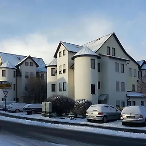Little Castle Near Airport And Messe Apartment